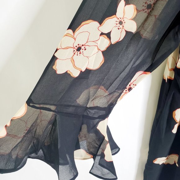 Floral Tiered Sheer Bell-Sleeved Cottagecore Dress - Picture 4 of 7